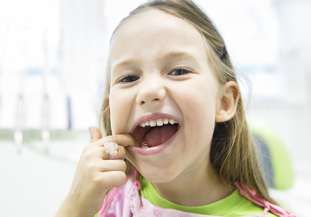 Best dentist for children in Dousman, Delafield & Hartland